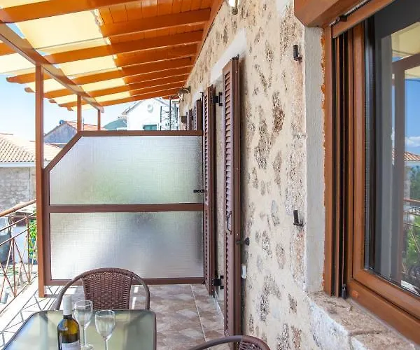 Apartamento Agios Petros Apartments *